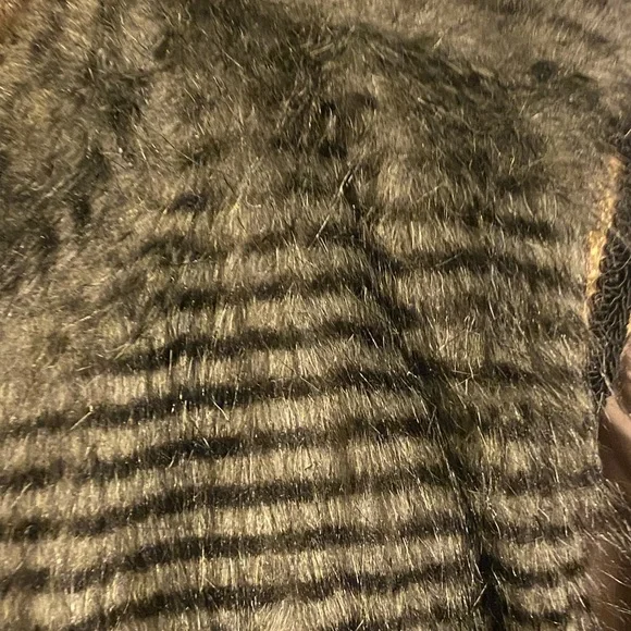 Faux Fur 3/4 Length Vest - Picture 4 of 5
